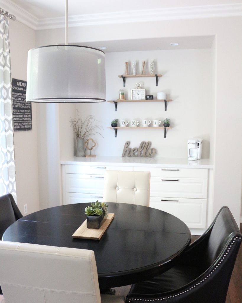 Modern Black and White Dining Room 1111 Light Lane