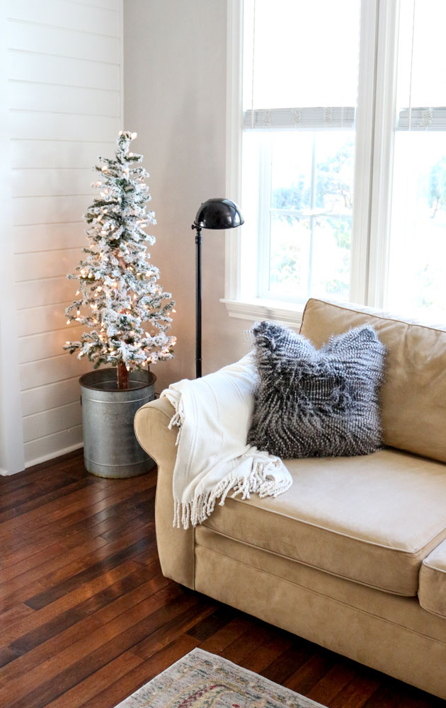 How to Make Your Home Cozy with Winter Decor