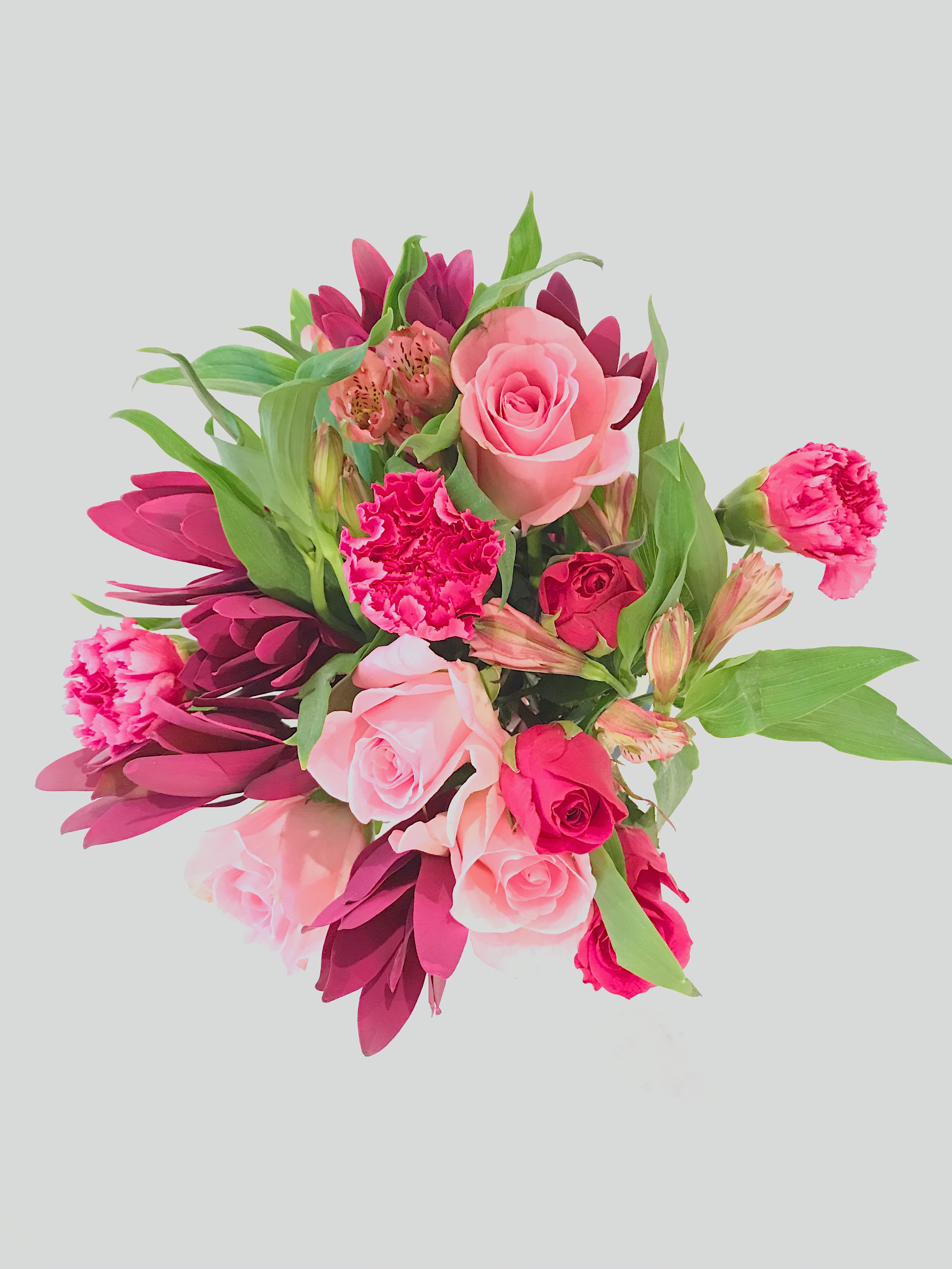 valentines-flowers-birthday-flowers-1111lightlane