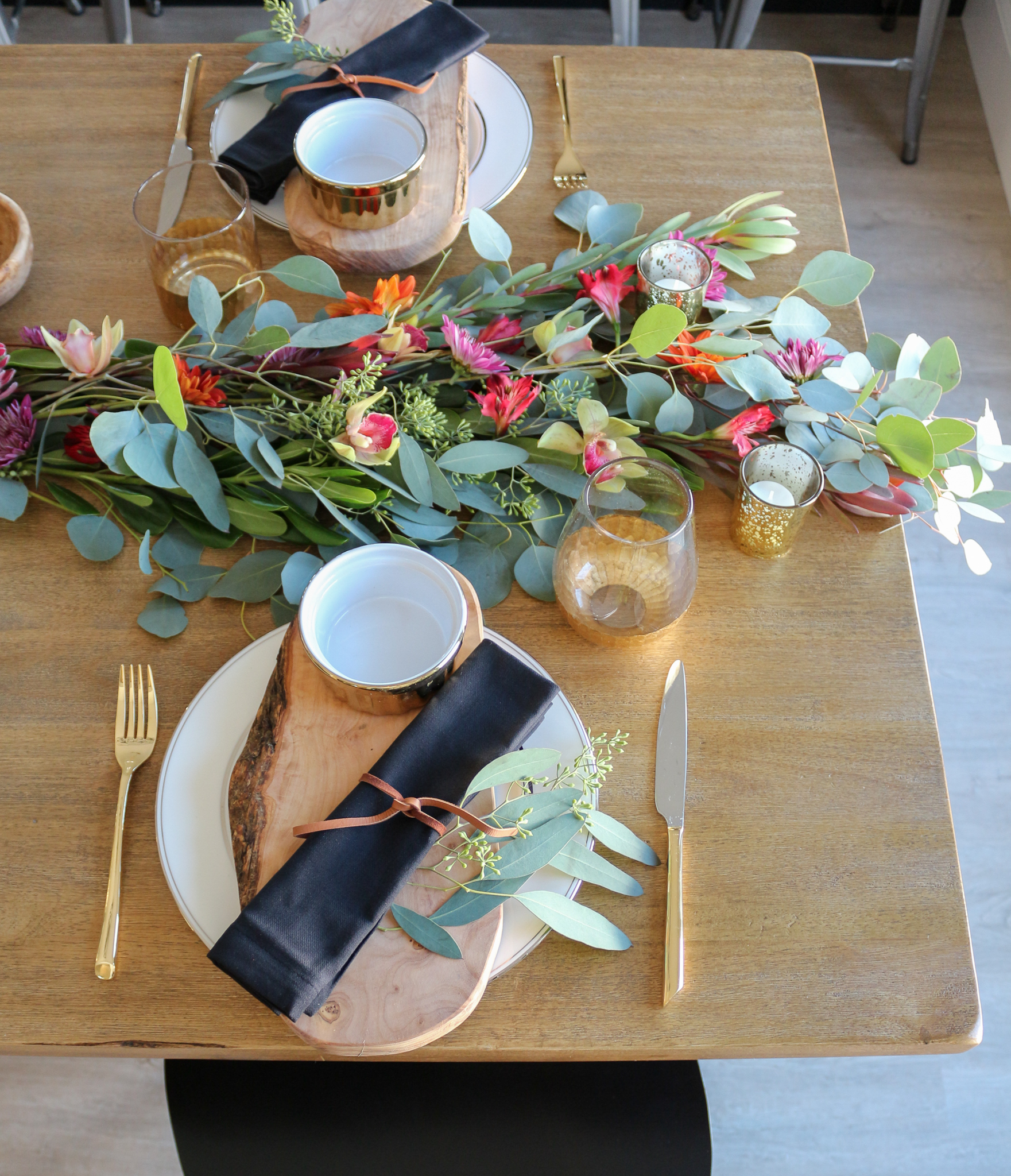 Rustic Elegant Black and Gold Christmas Tablescape