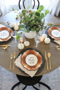 Thanksgiving Tablescape: Budget Friendly + No Fuss
